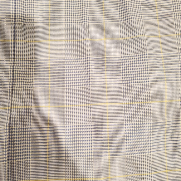 Mens button down - Picture 2 of 2